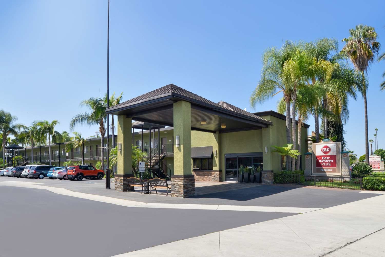 Best Western Plus Pavilions, Anaheim – Updated 2023 Prices